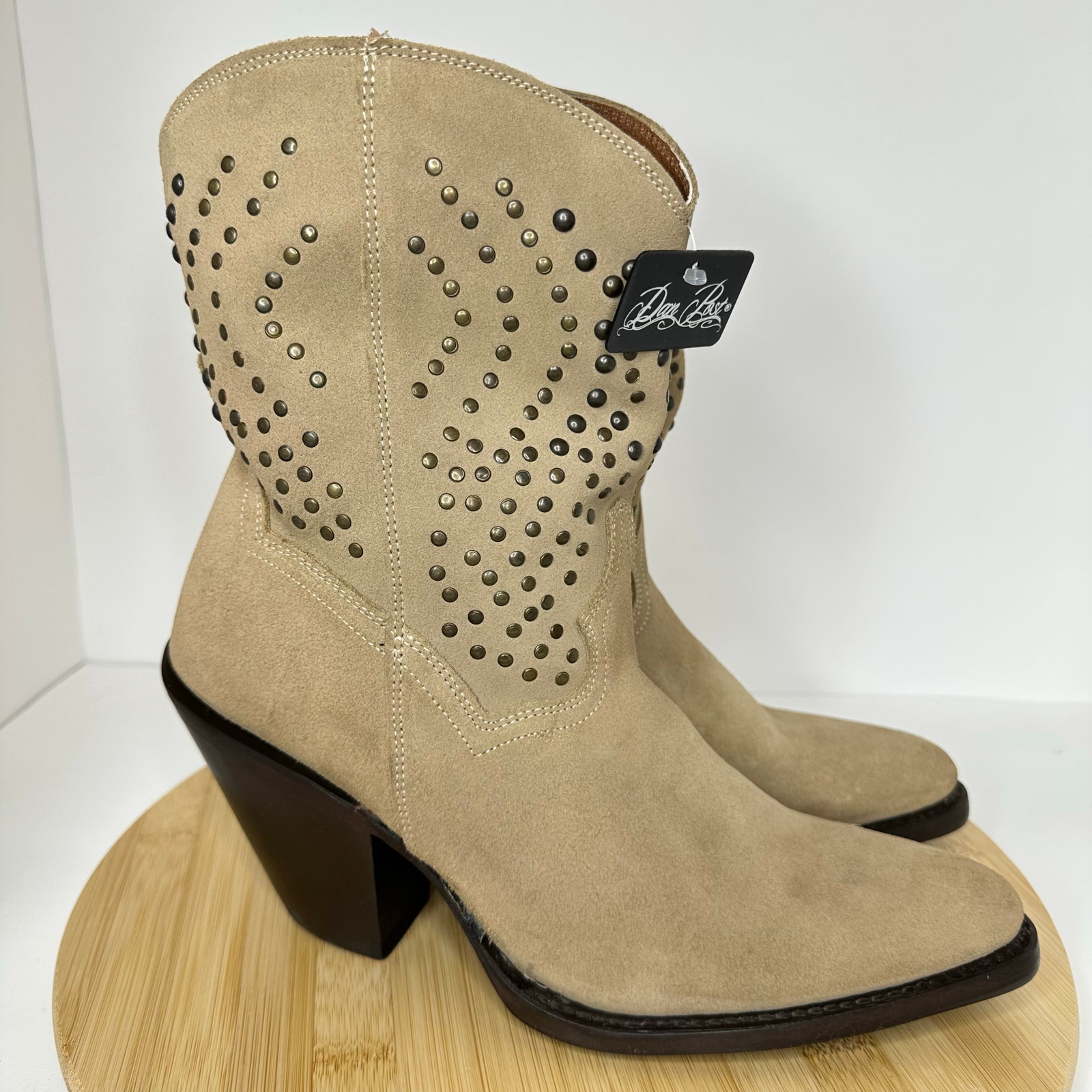 Sundance Catalog Dan Post Studded Cowboy Boots Tan Suede Size 9.5 New